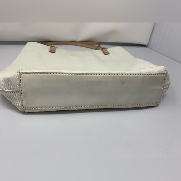 Michael Kors White Monogram Bag with Tan Straps - Picture 7 of 12